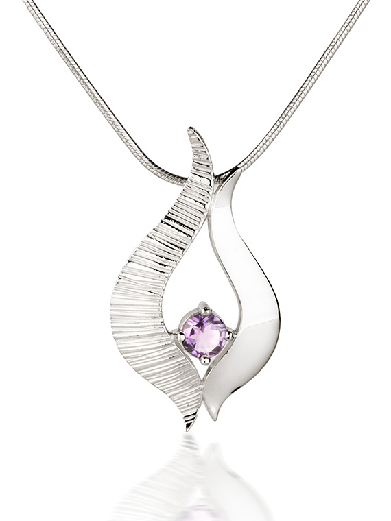 Fiona Kerr Jewellery / Ebb and Flow Silver medium pendant with Amethyst - EF04A