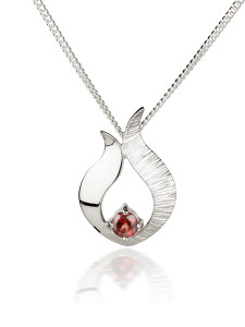 Fiona Kerr Jewellery / Ebb and Flow Small Silver Pendant with Garnet - EF06G