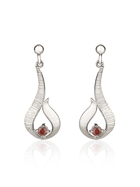 Fiona Kerr Jewellery / Ebb and Flow Small Silver Drop Earrings with Garnet - EF12G